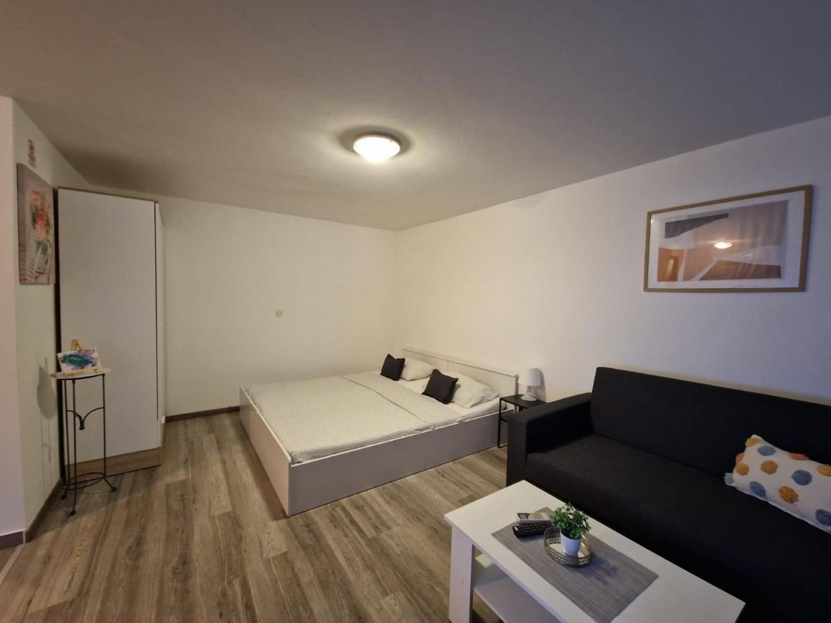 Apartments Luigi Umago Exterior foto