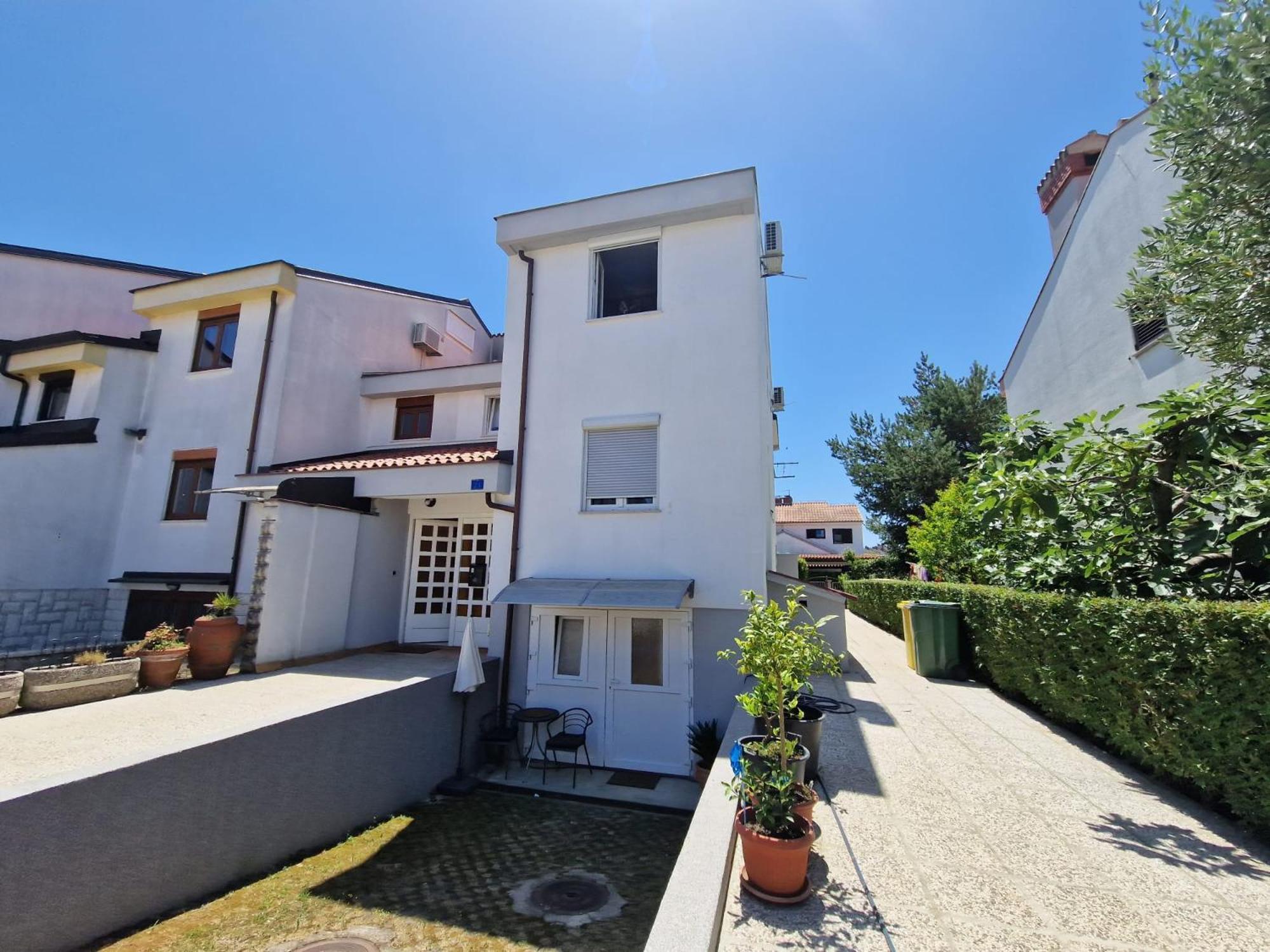 Apartments Luigi Umago Exterior foto
